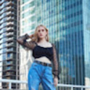 Meet your Posher, Olivia